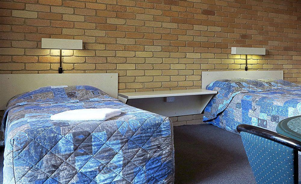 Villa Noosa Hotel Нусавил Екстериор снимка