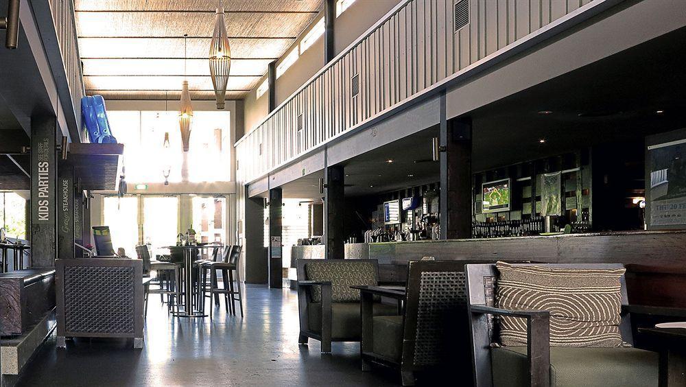 Villa Noosa Hotel Нусавил Екстериор снимка
